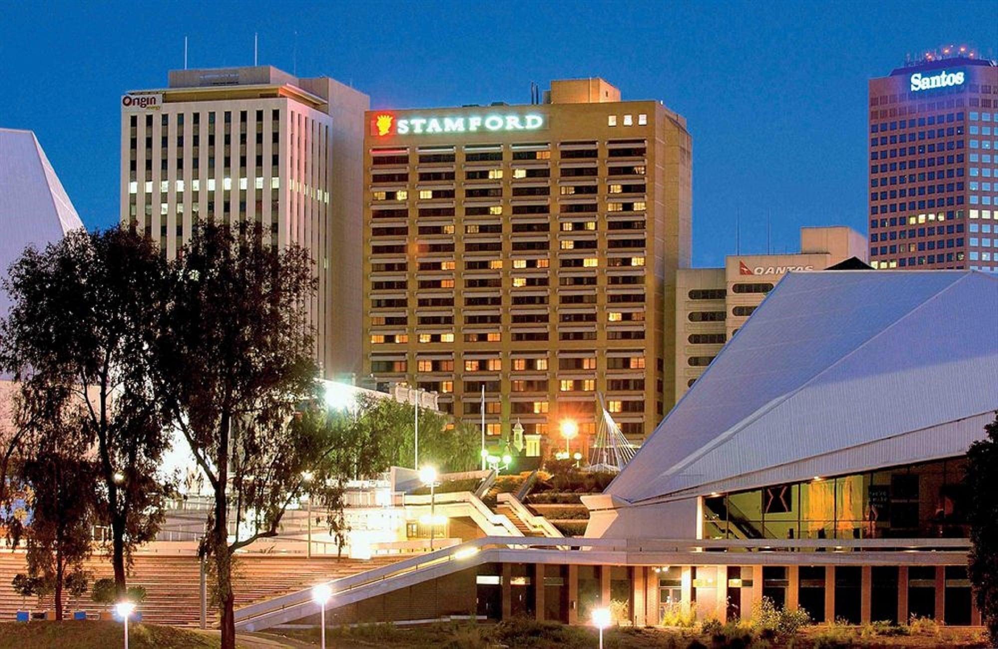 Stamford Plaza Adelaide Hotel Buitenkant foto The Stanford Hotel
