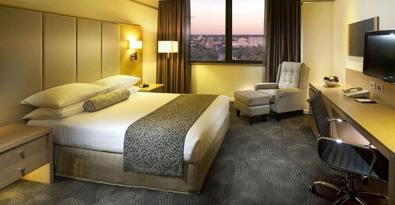 Stamford Plaza Adelaide Hotel Buitenkant foto A room at the Hilton Tel Aviv